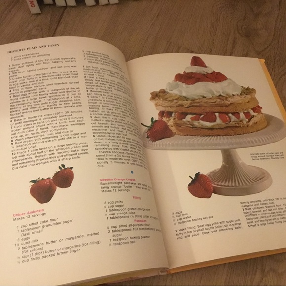 Family Circle Illustrated Library of Cooking Volume 1 to 16 - Picture 3 of 6